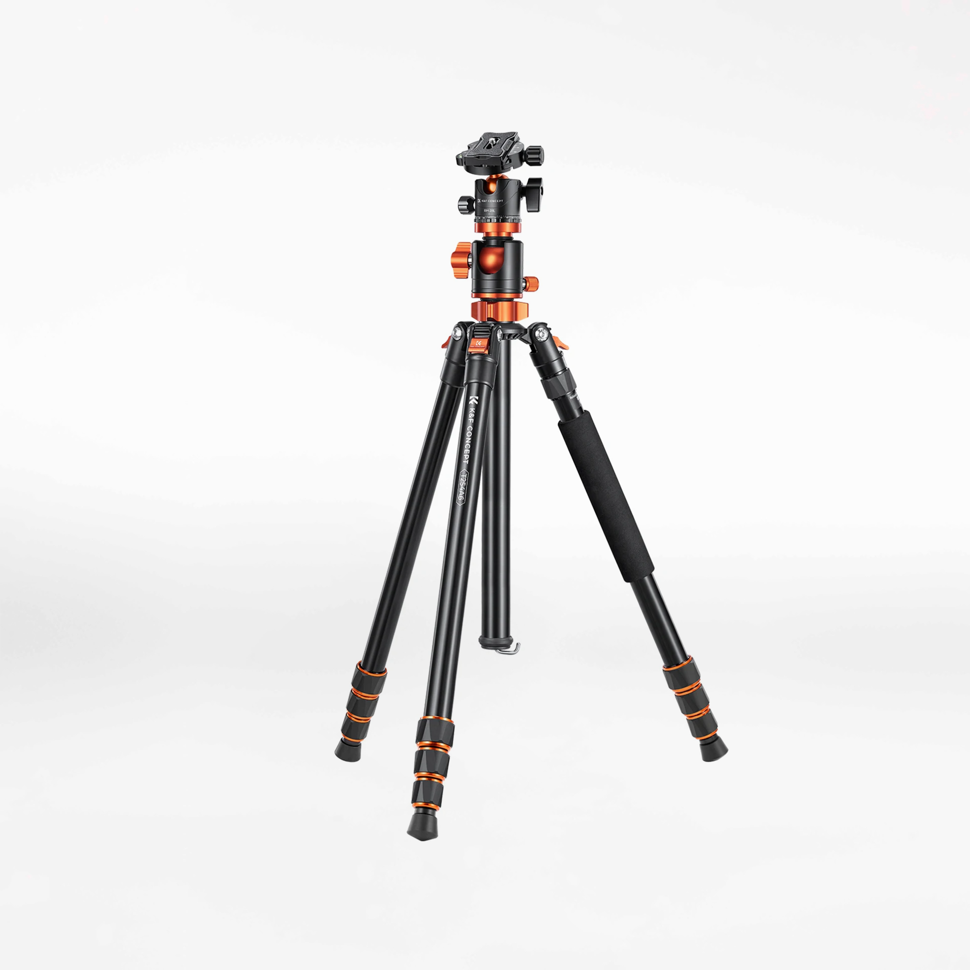 1 - TRIPÉ K&F 1,60M 8KG